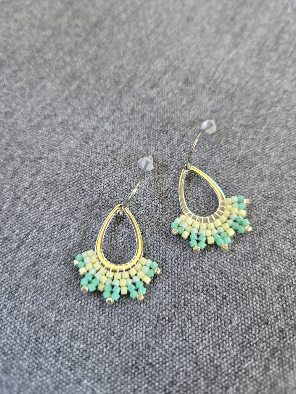 New Handmade Sage Bohème Yellow & Green Miyuki Beaded Teardrop Earrings